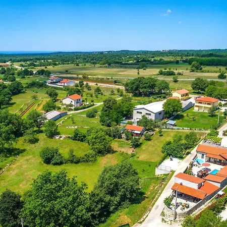 Antoli Вилла